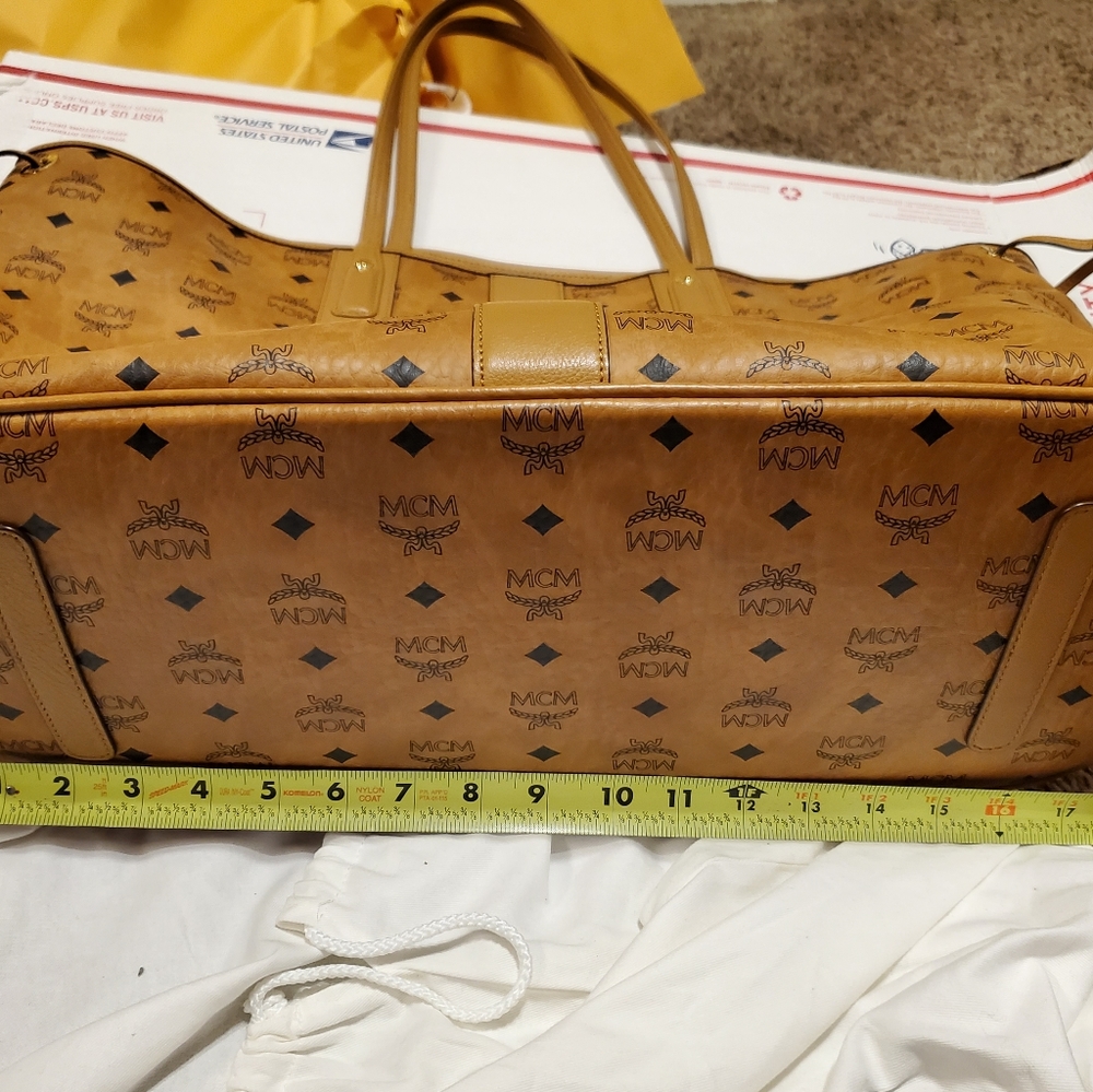 Large MCM Liz reversible shopper